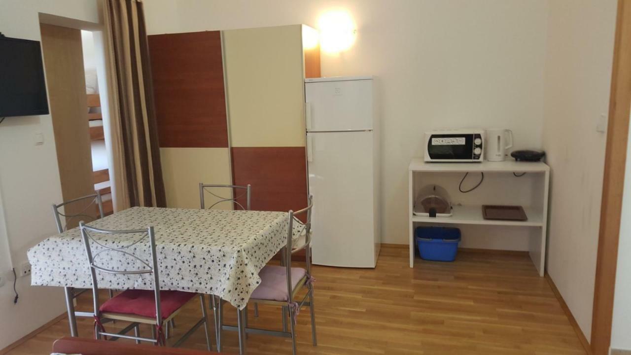 Apartmani Vesna Pinezići Zewnętrze zdjęcie